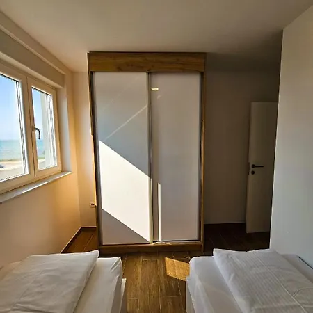 Apartmani Adria Nin Exterior photo