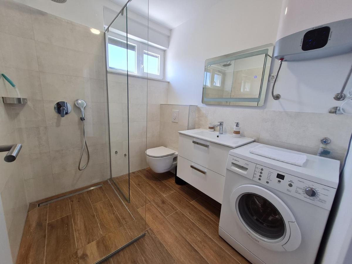 Apartament Adria
